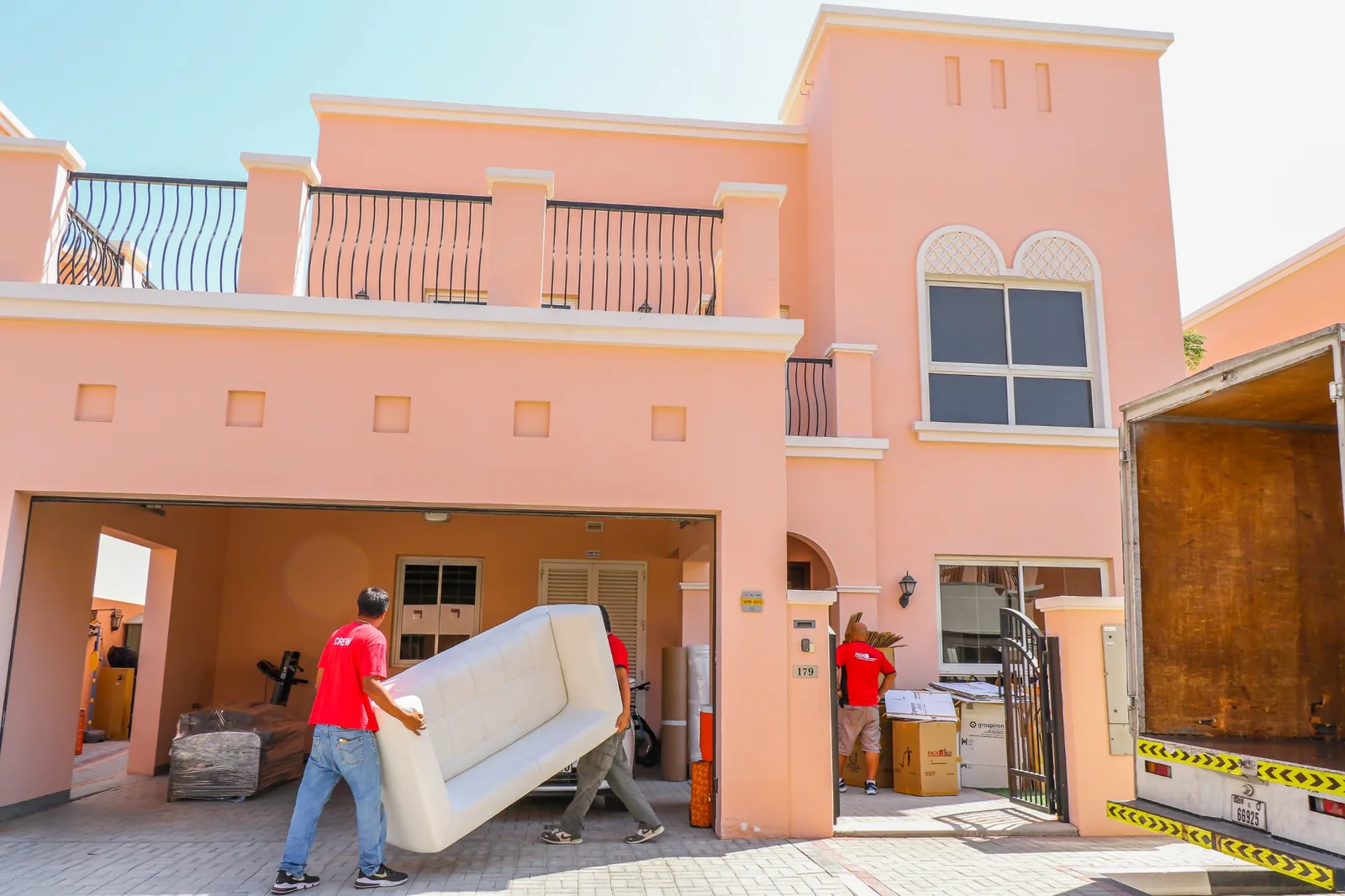 Local villa movers in Dubai